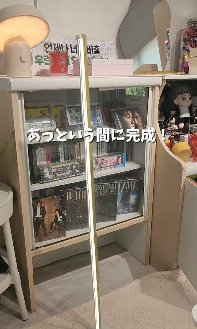 パーツを組み立てると、あっという間に細身の間接照明が完成しました。