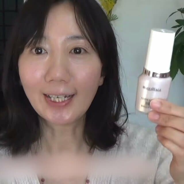 「塗りやすい」40代50代が注目の「マキアージュ新作ファンデ」を従来品と比較！現役イメージコンサルタントの正直レビュー