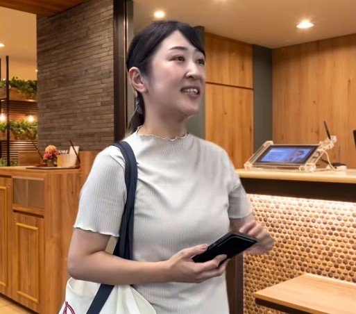 チェックインで混雑している時に思うことは？　ホテルマンあるあるに「大体これ」「キレる人は接客したことないのかも」