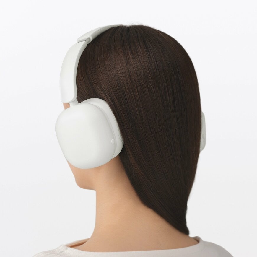 密閉性の高い構造によって音漏れを防ぎつつ、クリアな音質を耳へ