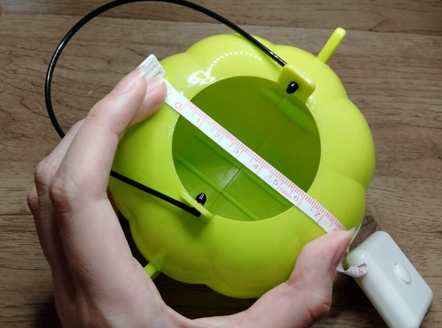 筆者撮影（セリア、ハロウィン バケツ/エイリアン）