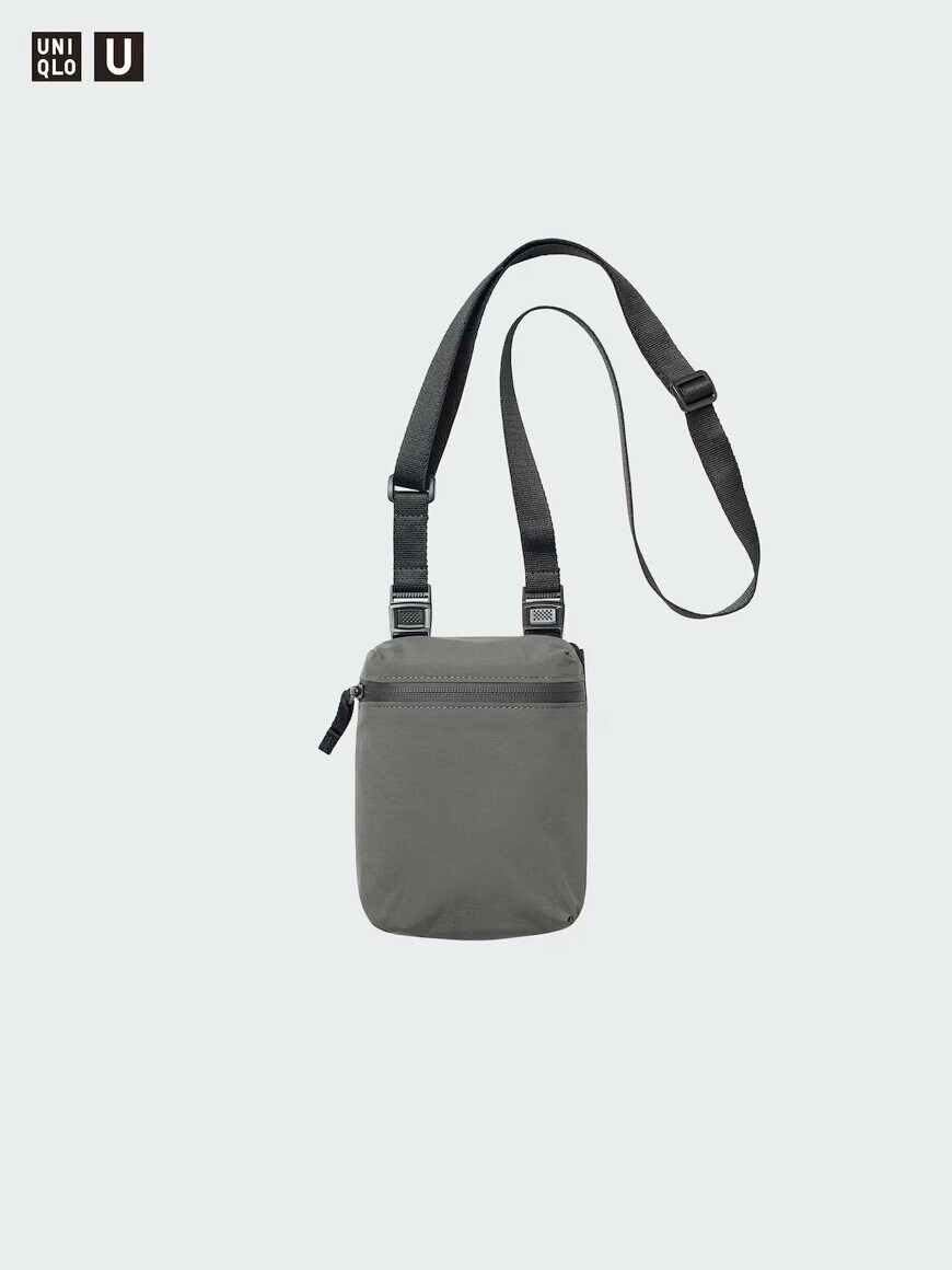 出所：ユニクロ公式　ミニバッグ