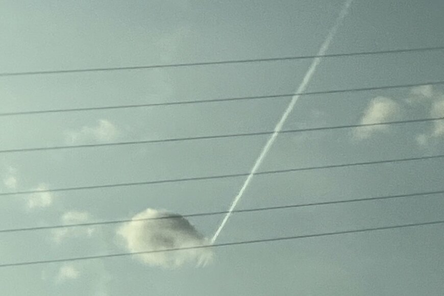 音符のファみ見える雲