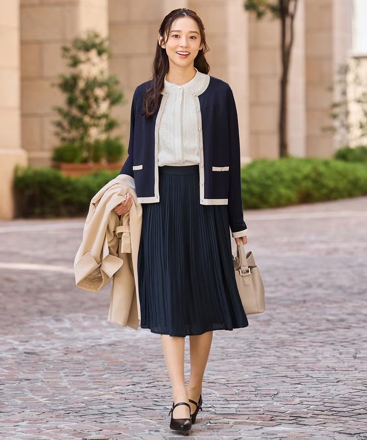 ハニーズ公式　レース使いブラウス