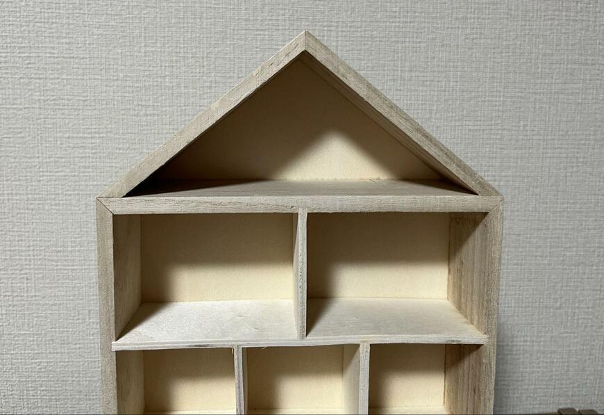 ダイソー、仕切りウッドボックス(ハウス)