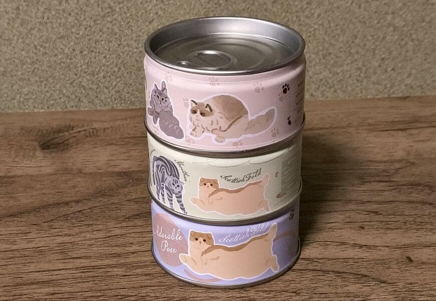 セリア、缶詰型ケース ねこの画像