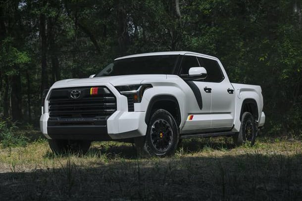 【トヨタ】米国生産車「タンドラ」「ハイランダー」が日本上陸、新制度活用で逆輸入　規格外のサイズと価格に驚きの声「駐車のハードルはかなり高そう」