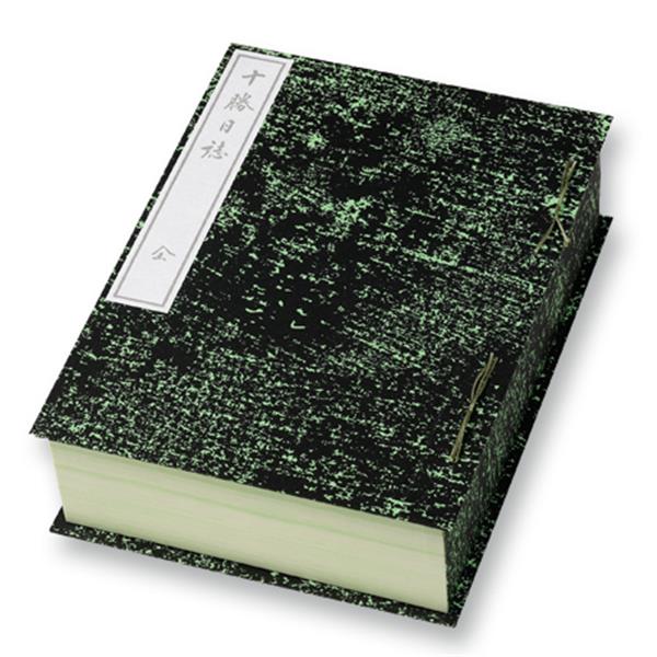 松浦武四郎による紀行文「十勝日誌」を模したパッケージが個性的なこちらの商品。