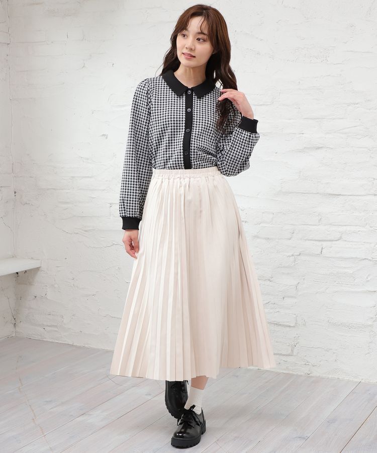 出所：ハニーズ公式通販サイト 衿付カーデ