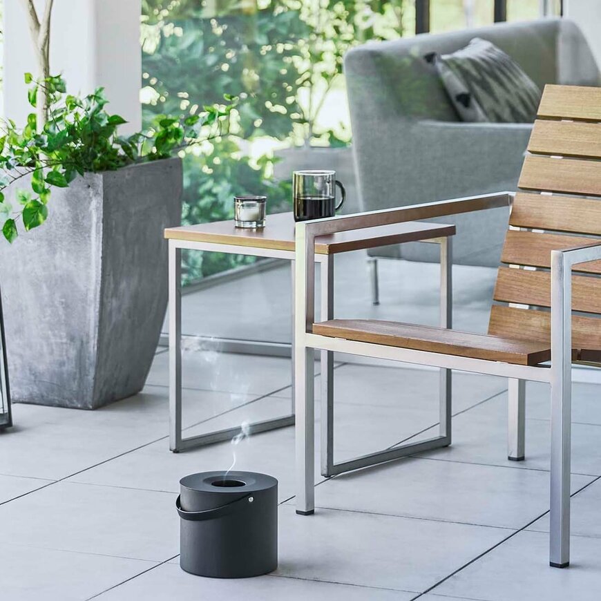 出所：山崎実業公式　そのまま入れられる蚊取り線香収納ポット タワー 丸型