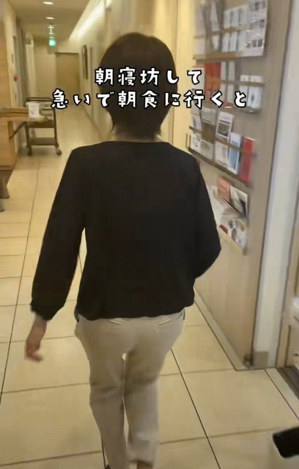 出所：@superhotel_official「ホテルあるある：朝食編での失敗エピソード」