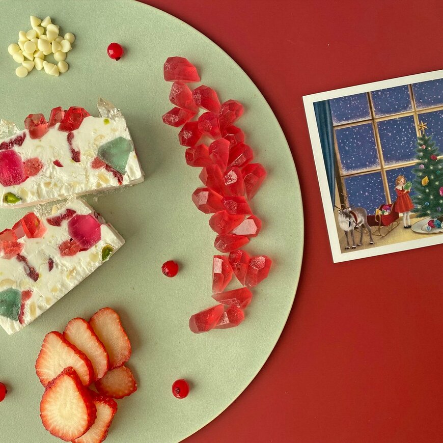 出所：メルティングポットハラペコラボ株式会社「ハラペコラボのキラキラ輝くスイーツとオリジナルグッズで迎えるクリスマス＆お正月」