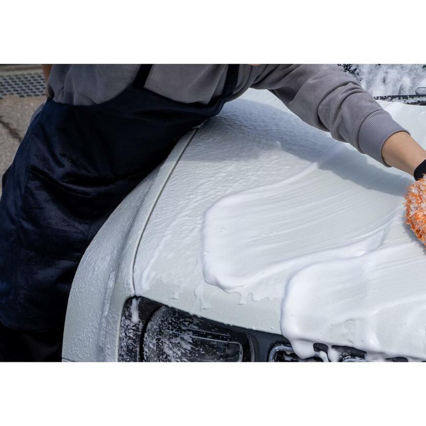 CRUZARD 洗車エプロン 使用イメージ
