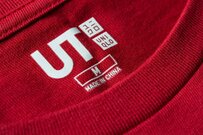 ユニクロを仏NGOが人権問題で告発。米中対立で選択迫られる日本企業