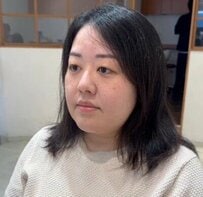1年ぶりに美容室を訪れた女性　ストレートパーマとレイヤーカットでイメチェンした姿に反響