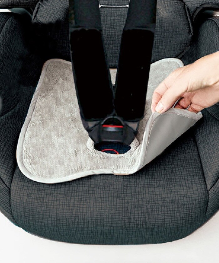 チャイルドシート本体が汚れるのを防ぎます