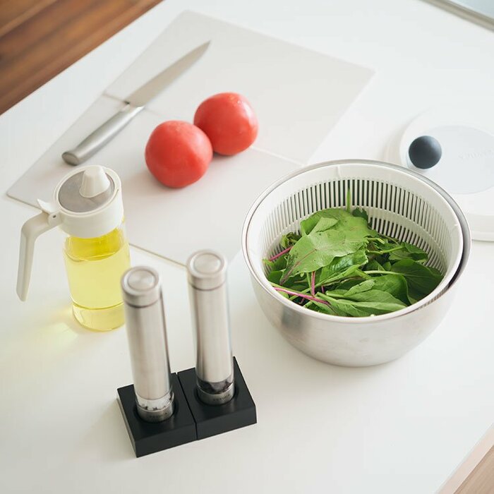 ザルやボウル一体になっているので、収納にも困りません