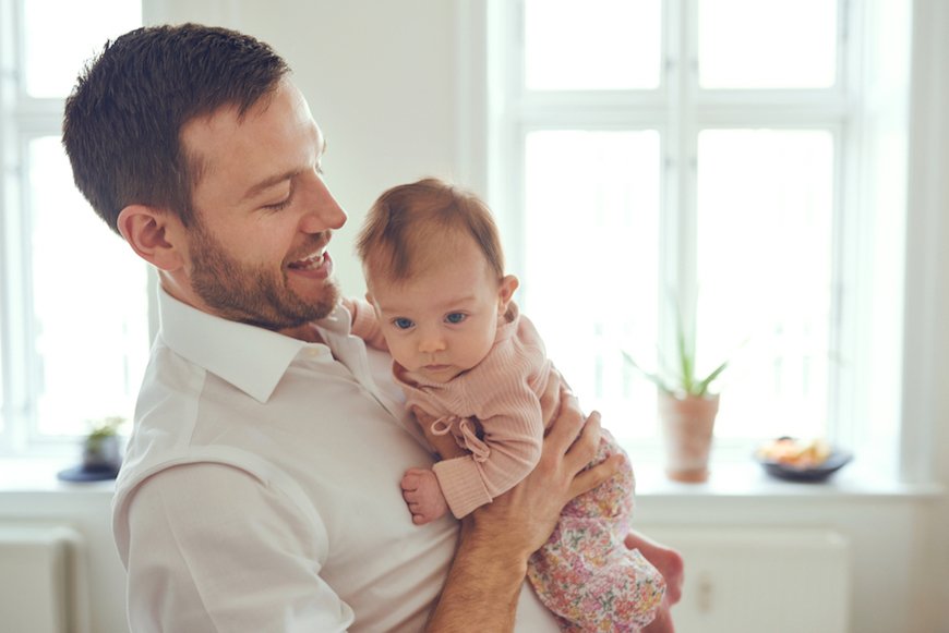 夫の「やってるつもり育児」、あなたは褒める？ それとも指導する？