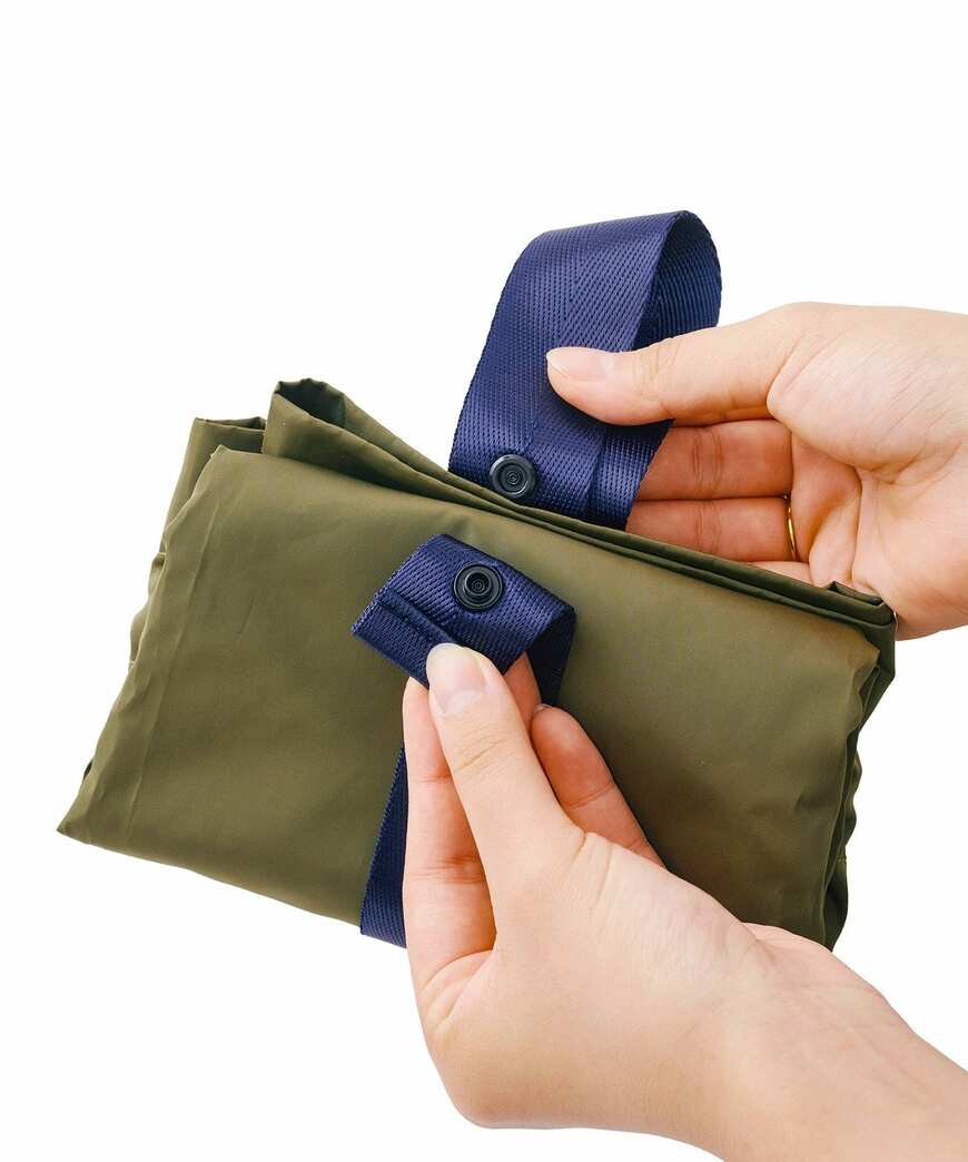 出所：3COINS公式　トラベル2WAYエコバッグ