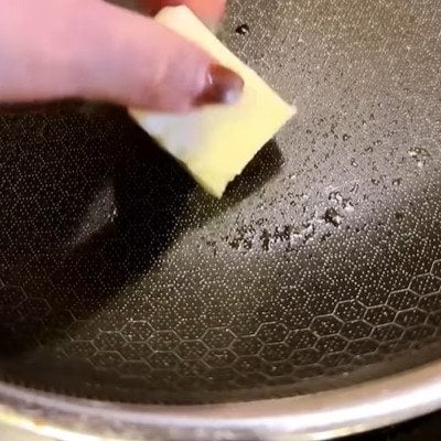 【朝7時に家を出る夫弁当】ボリューム満点で大絶賛！妻が夫に作る「ハニバタ醤油チキン弁当」が美味しそうと話題