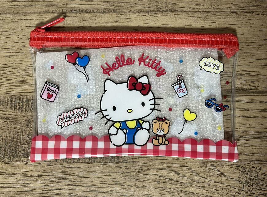 キャンドゥ、クリアーポーチMサイズ ハローキティ