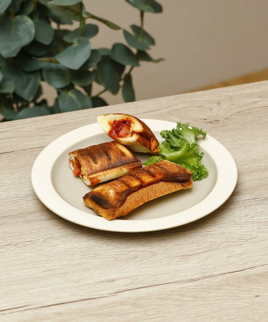 3COINS、電子レンジ用ハーフホットサンドメーカー／KITINTOの画像