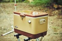 【コールマン】保冷力4日間！人気クーラーボックスに復刻版カラー