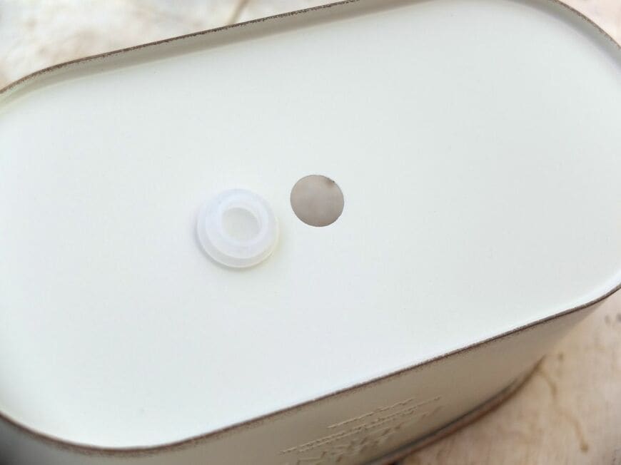 筆者撮影／ダイソー、フレンチ風アイアンポット（オーバール型、取手付）