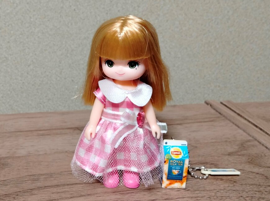 筆者撮影（株式会社バンダイ、Lipton Tea miniature charm-リプトンティーミニチュアチャーム-3）