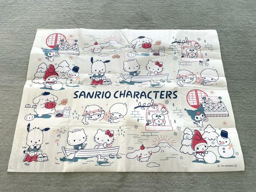 キャンドゥとサンリオのコラボ「レジャーシート」