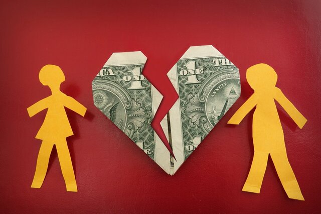 「夫婦でやめました」不安な老後。お金を貯めるためにやめたこと