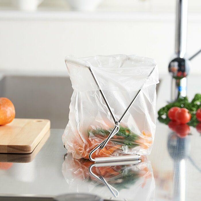 シリコーンゴムが付いているので、袋が滑り落ちにくい!