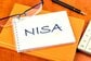 NISA「つみたて投資枠」月々いくら積み立てるのが正解？積立額の決め方と「NISA貧乏」を防ぐポイントを解説！《月10万vs3万のシミュレーション》