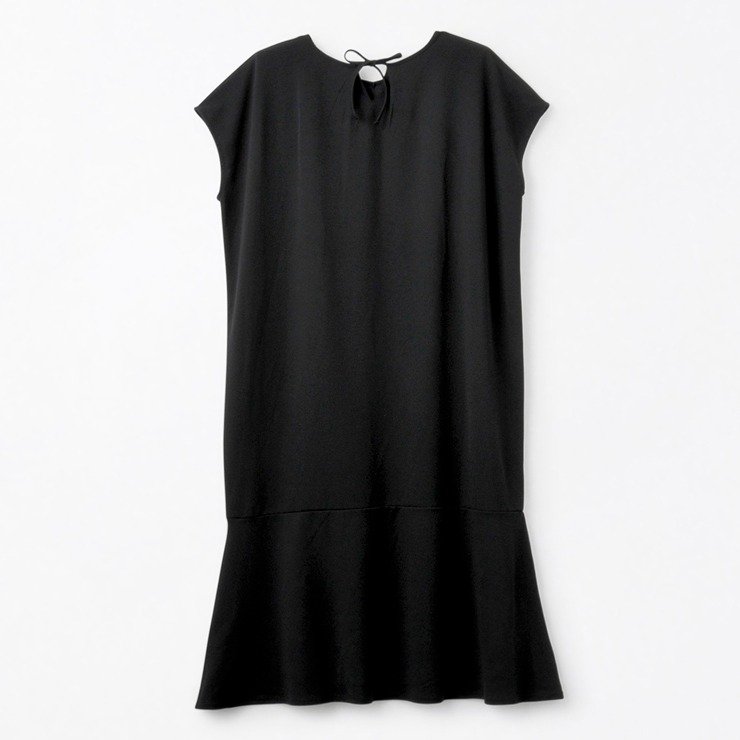 出所：しまむら公式オンラインストア レディース　後ろリボンワンピース（KOMACHI) 