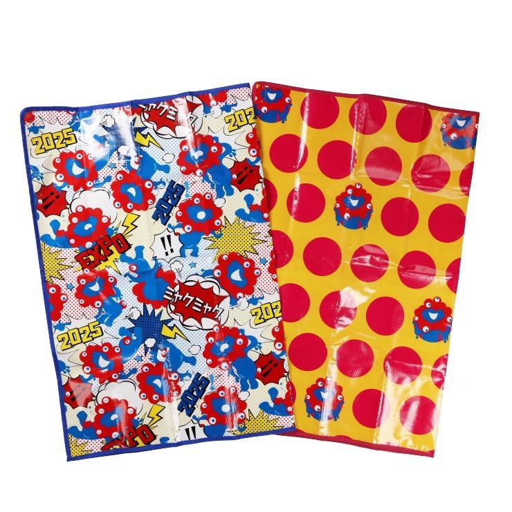 出所：しまむら公式オンラインストア レジャーシートＬ（大阪・関西万博）・レッド 201