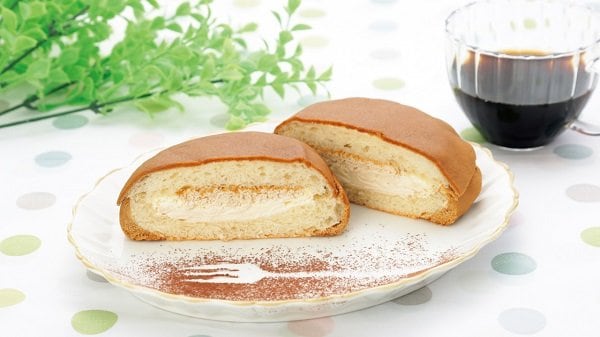 出所：ローソンストア100「新商品」