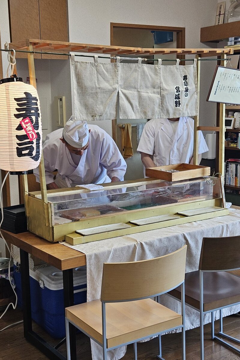 ホームパーティでの出張寿司