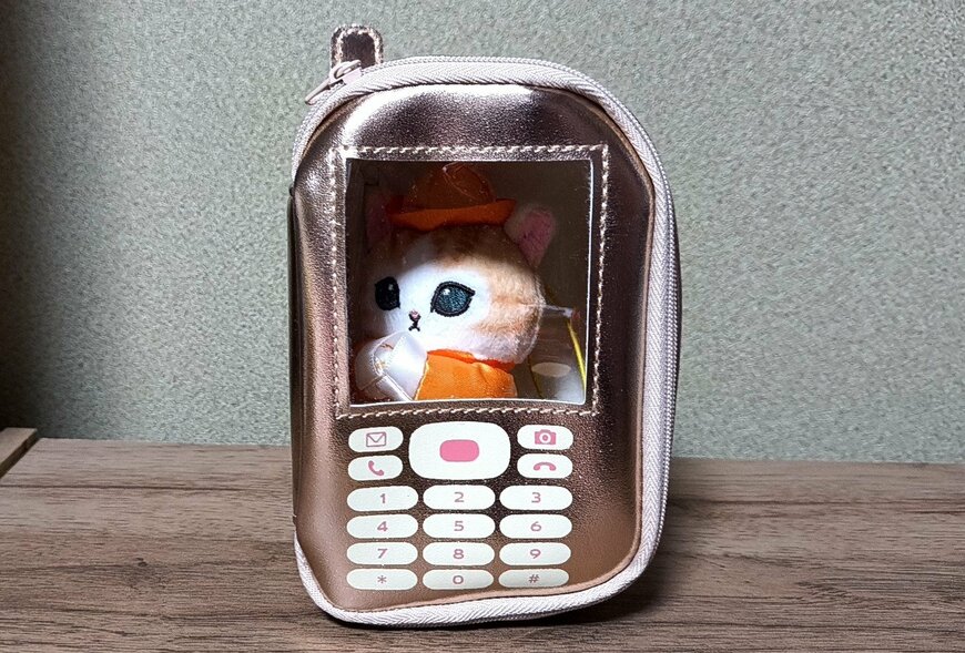 キャンドゥ、ガラケー風 ぬいぐるみポーチ撮影写真