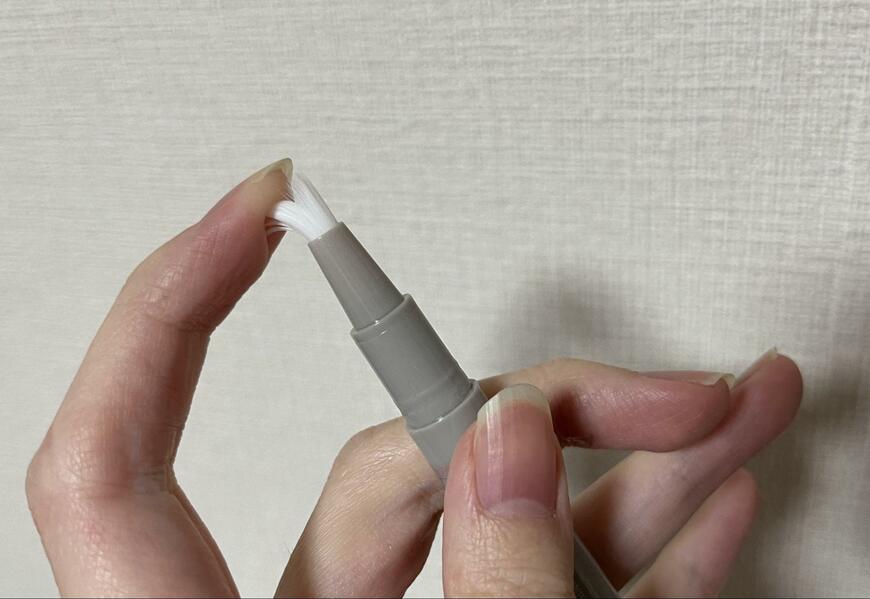 3COINS 、カラースティックネイルジェル／and us　画像