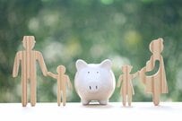 子供の人数で「必要年収」は変わる？3人以上の世帯なら大学の入学金・授業料「244万円」が令和7年度から所得制限なしで無償になる新制度と、長子独立の落とし穴