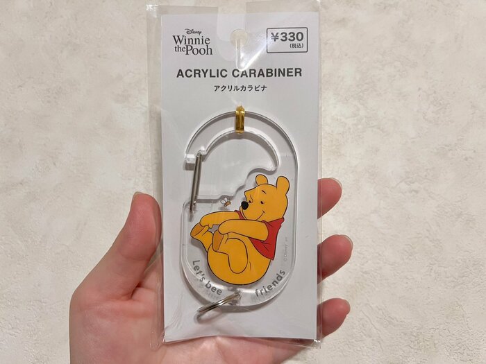 プーさんコラボのカラビナのパッケージ