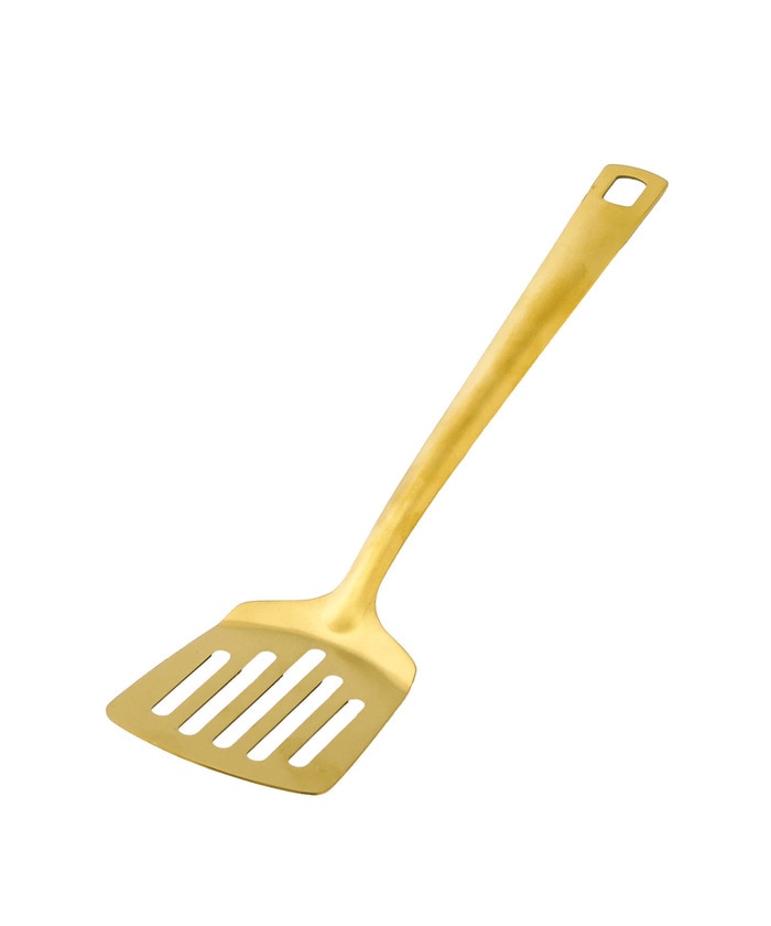 炒め物やホットケーキ、ハンバーグなどを返すのに必須のターナー