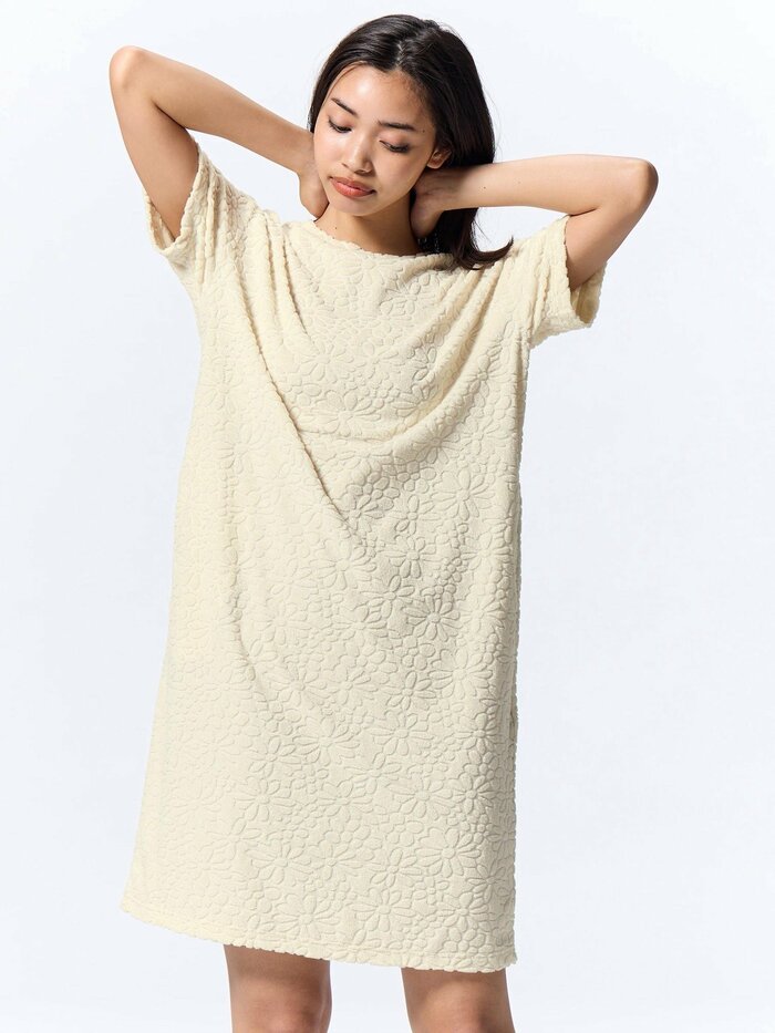 ソフトパイルラウンジワンピース（半袖）（フラワー）