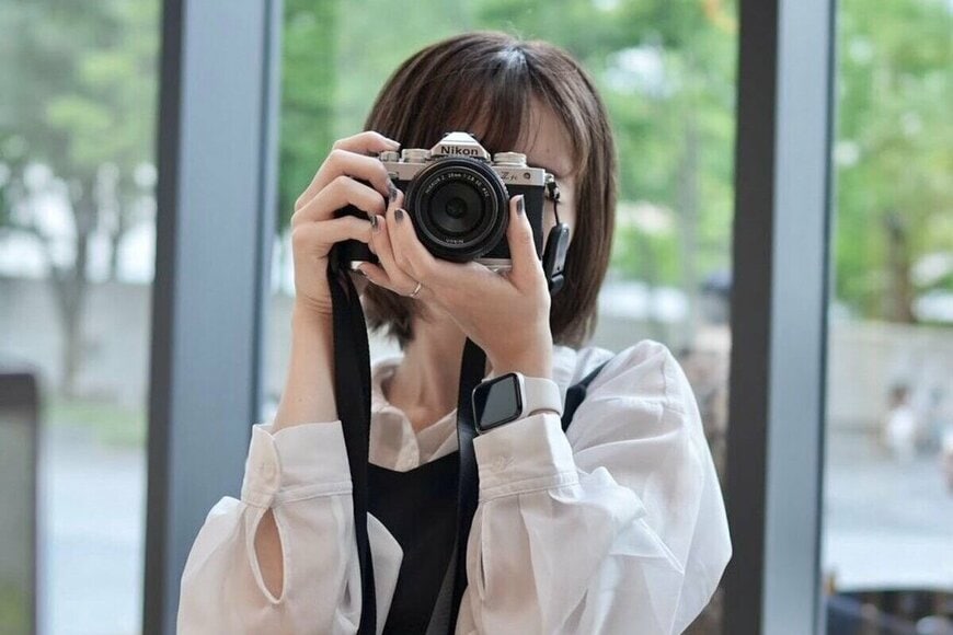 【そうはならんやろ】カメラを楽しみすぎた女性　2年後「まさかのビフォーアフター」にツッコミ