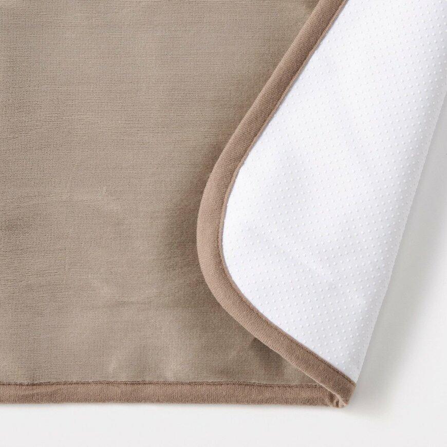 出所：無印良品公式　ソファやベッドで使えるホットシート