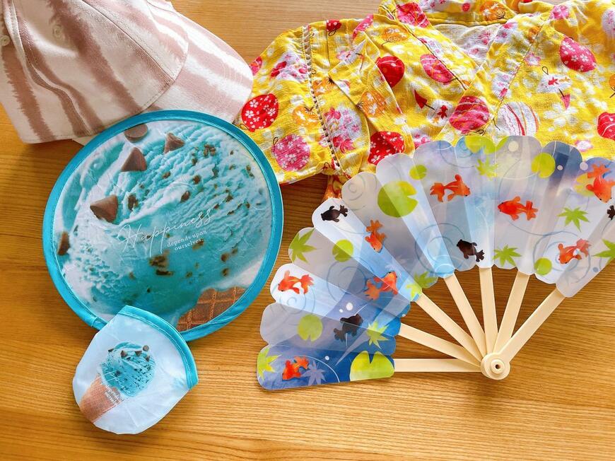 折りたたみうちわ(アイス、チョコミント)、ミニプラ扇子(金魚)