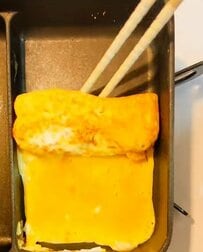 韓国人旦那に贈る【ブリの照り焼き弁当】ブリと色鮮やかな副菜をギュっと詰めたお弁当がおいしそう