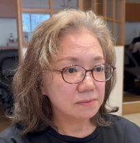 癖毛に悩む女性が「バッサリショート」でイメチェン　素敵な変身姿が話題に！