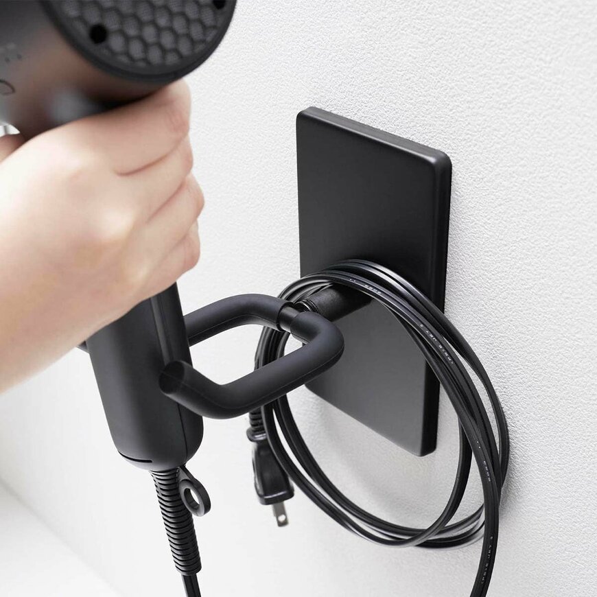 出所：山崎実業公式　ウォール角度調節ドライヤーホルダー タワー 石こうボード壁対応