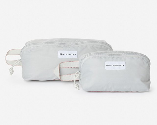 出所：ディーン＆デルーカ公式　トラベルポーチ 